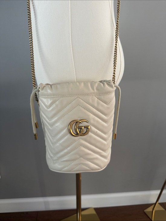 Gucci Handbags - AUTHENTIC GUCCI BUCKET BAG
